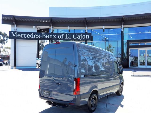 New 2026 Mercedes-Benz Sprinter 2500 video 3