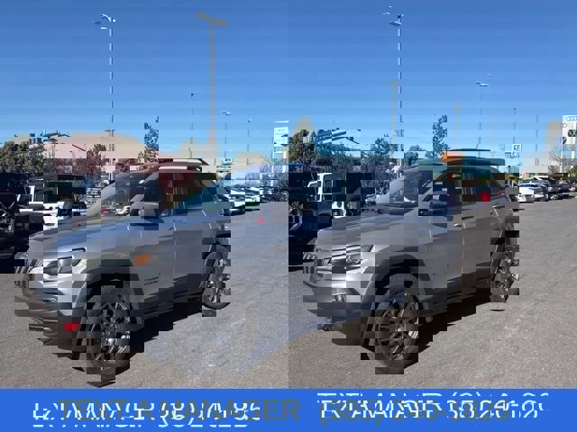 Used 2019 Jeep Cherokee Trailhawk w/ Cold Weather Group image 5