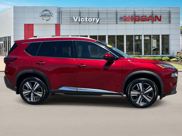 Used 2023 Nissan Rogue SL w/ SL Premium Package FWD image 2