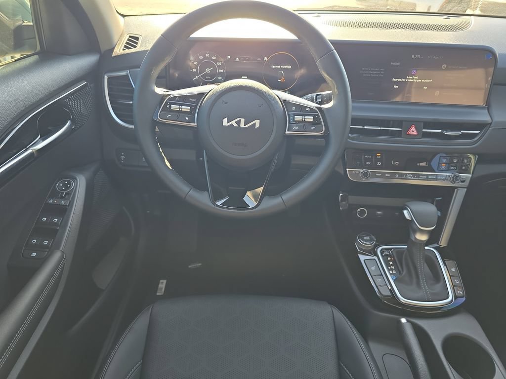 New 2026 Kia Seltos EX FWD image 13