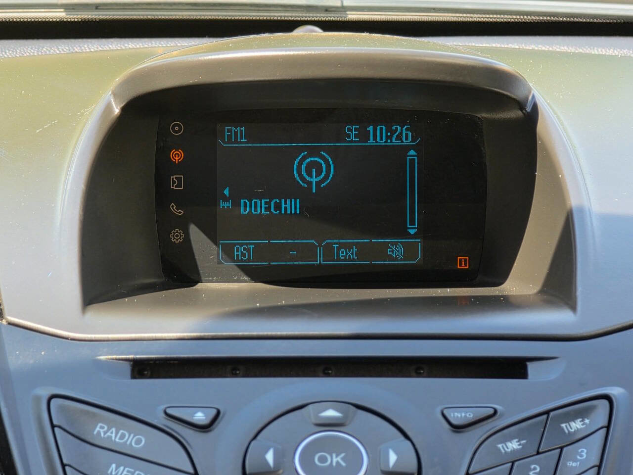 Used 2017 Ford Fiesta SE image 19