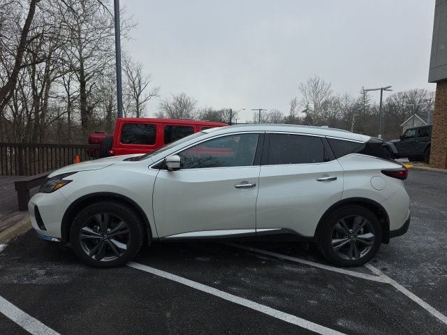 Used 2022 Nissan Murano Platinum w/ Cargo Package image 2