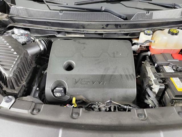 Used 2023 Chevrolet Traverse LS image 35