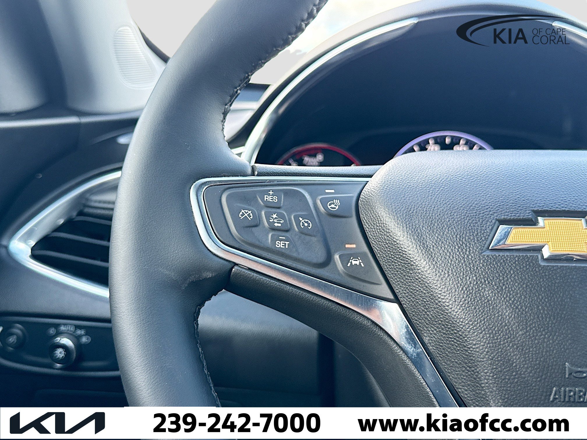 Used 2024 Chevrolet Malibu LT image 32