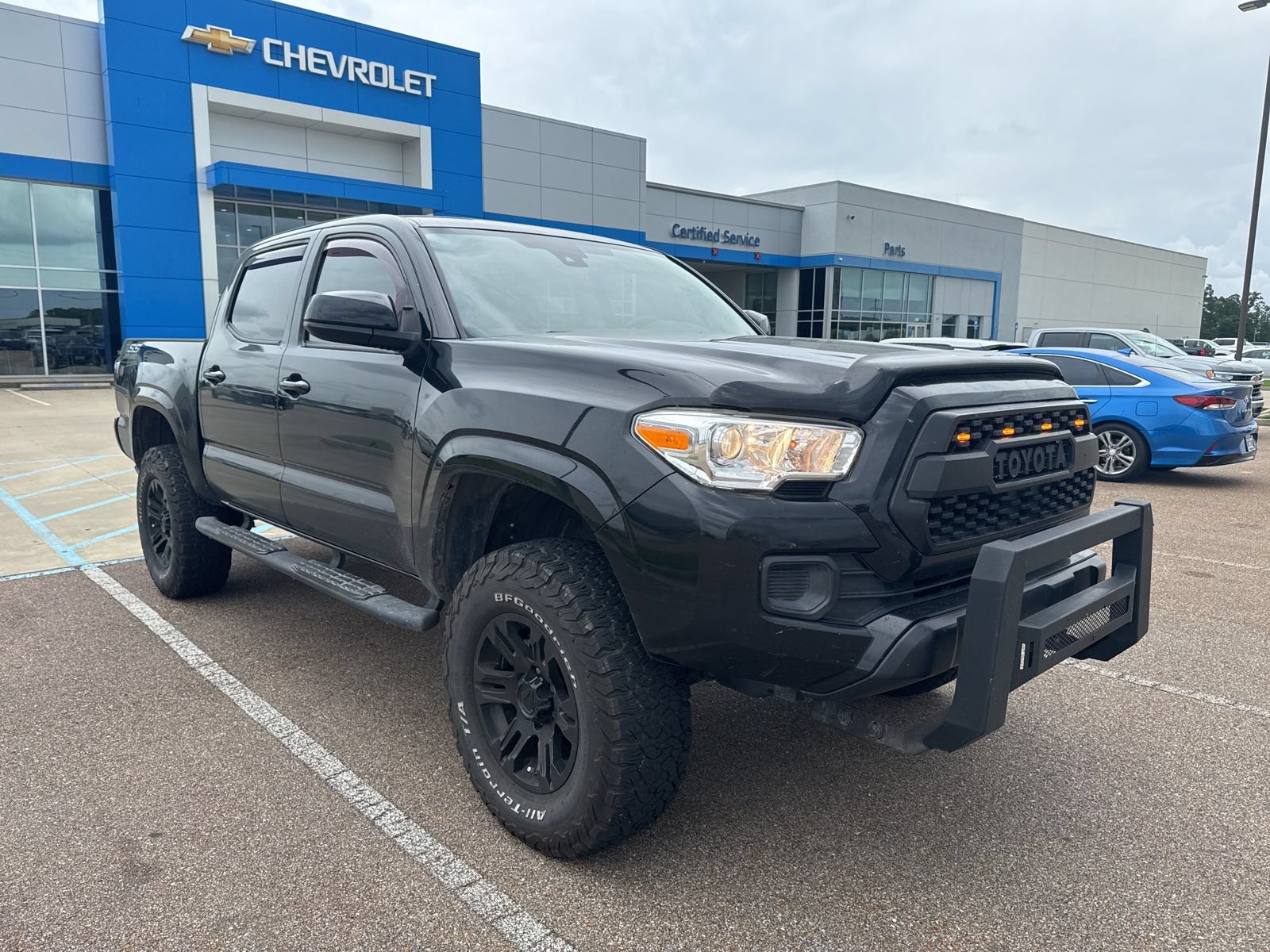 Used 2020 Toyota Tacoma SR w/ SR Convenience Package RWD image 3