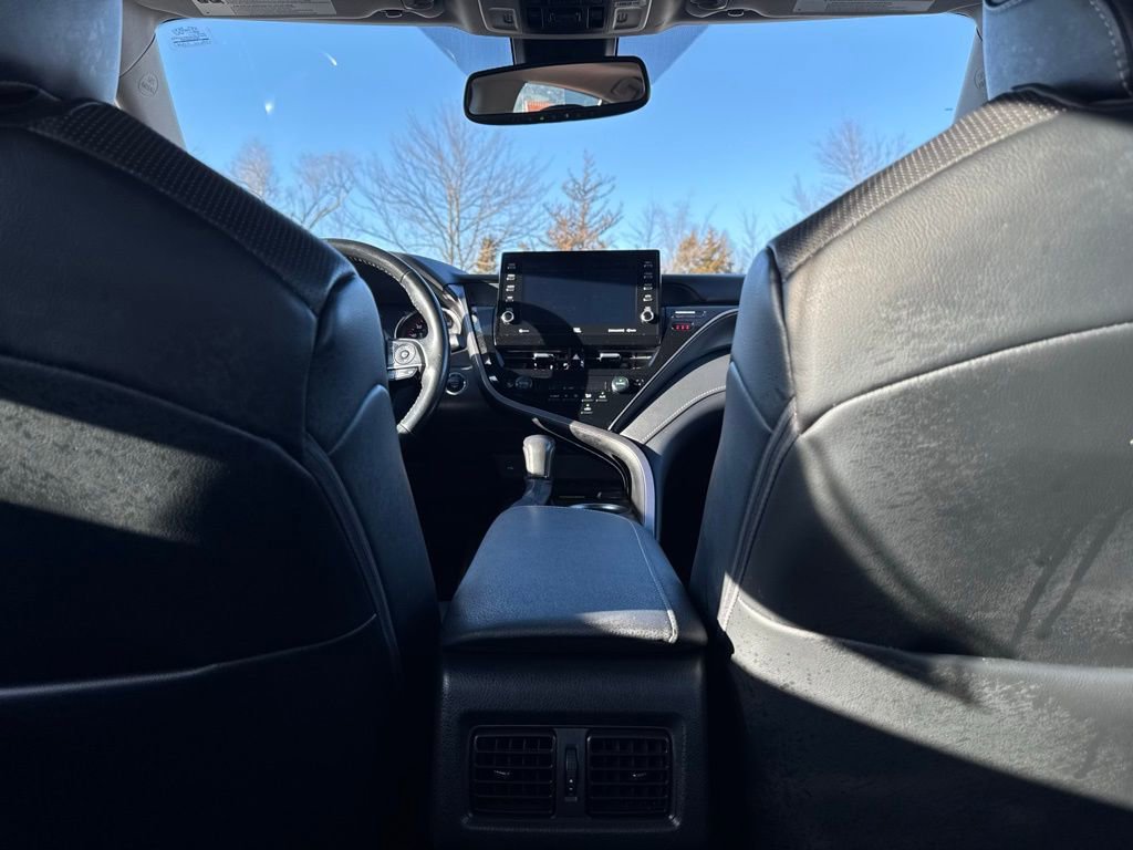 Used 2024 Toyota Camry XSE w/ Navigation Package image 31