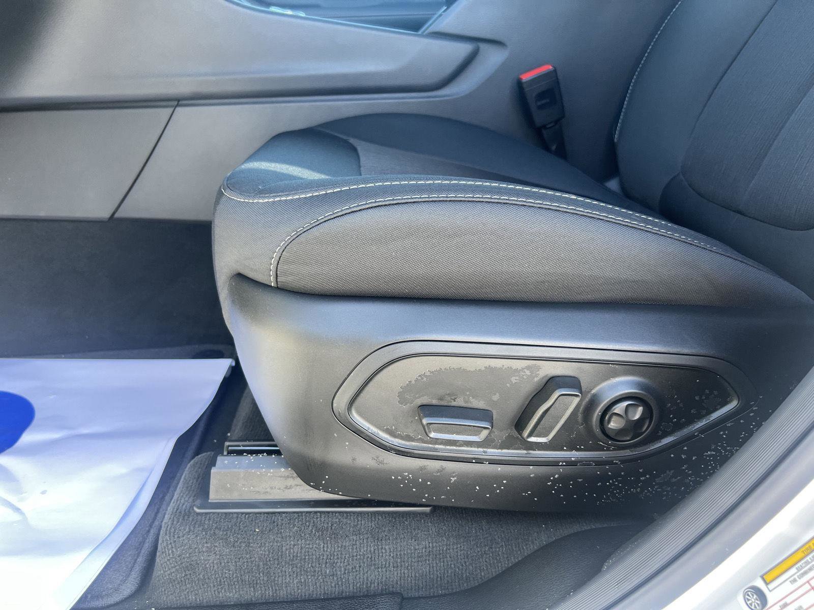 New 2026 Jeep Grand Cherokee L Laredo image 13