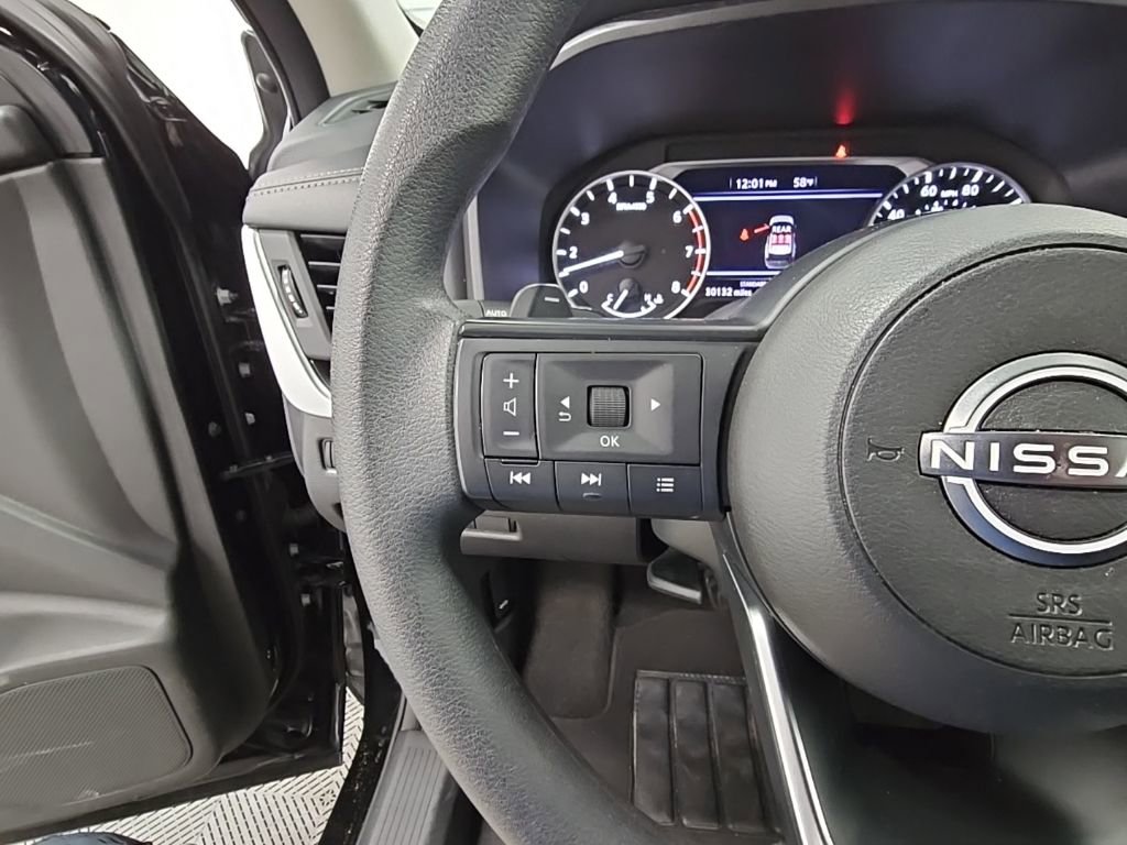 Used 2024 Nissan Rogue SV image 22