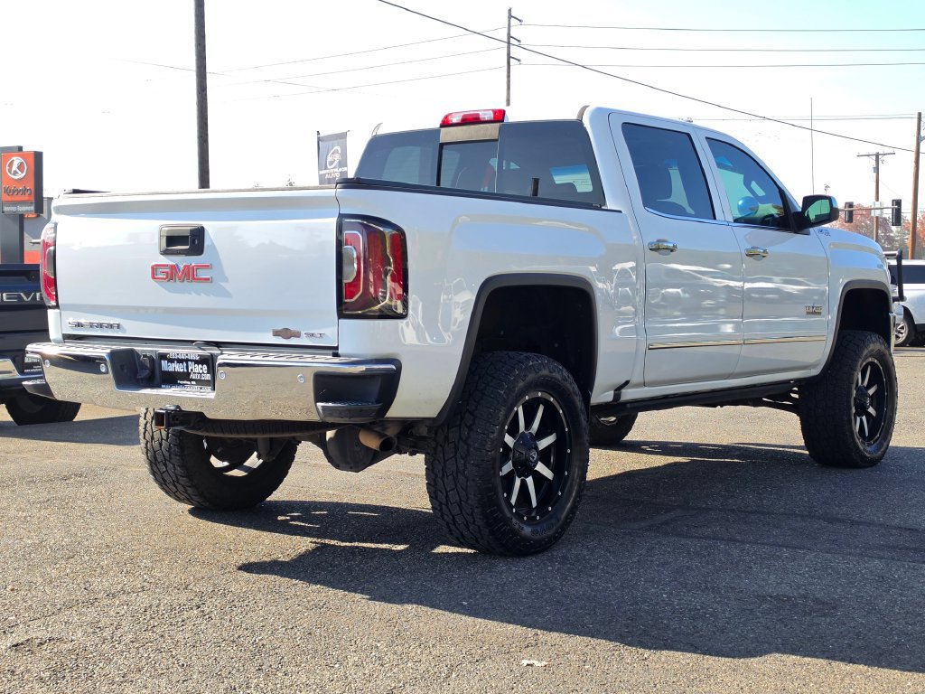 Used 2018 GMC Sierra 1500 SLT w/ Texas SLT Premium Package AWD/4WD image 10