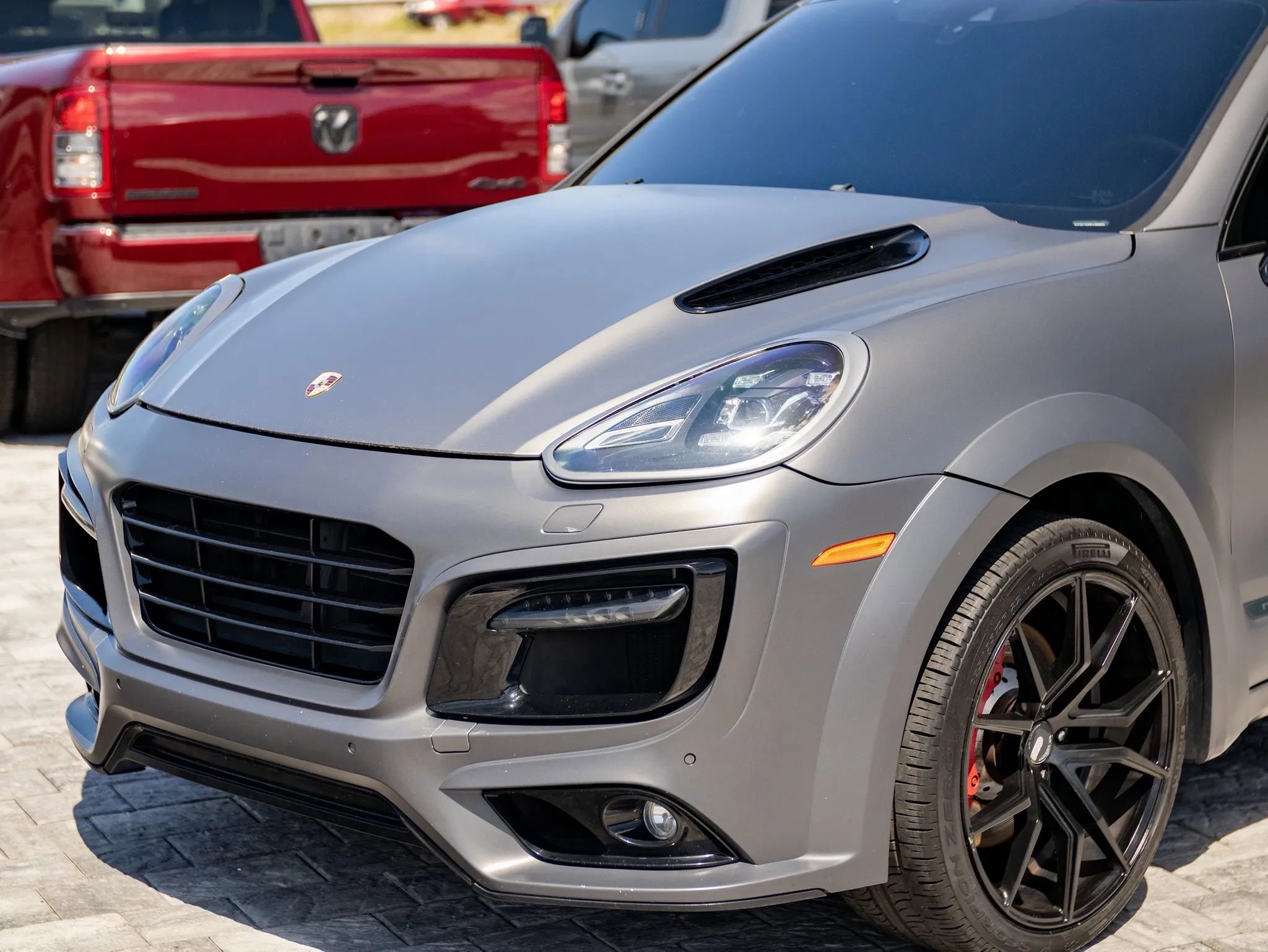 Used 2015 Porsche Cayenne Turbo AWD/4WD image 7
