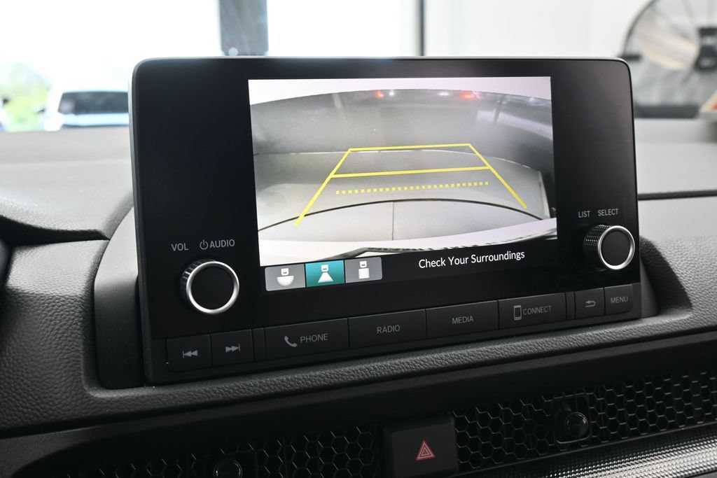 Used 2025 Honda CR-V LX image 17