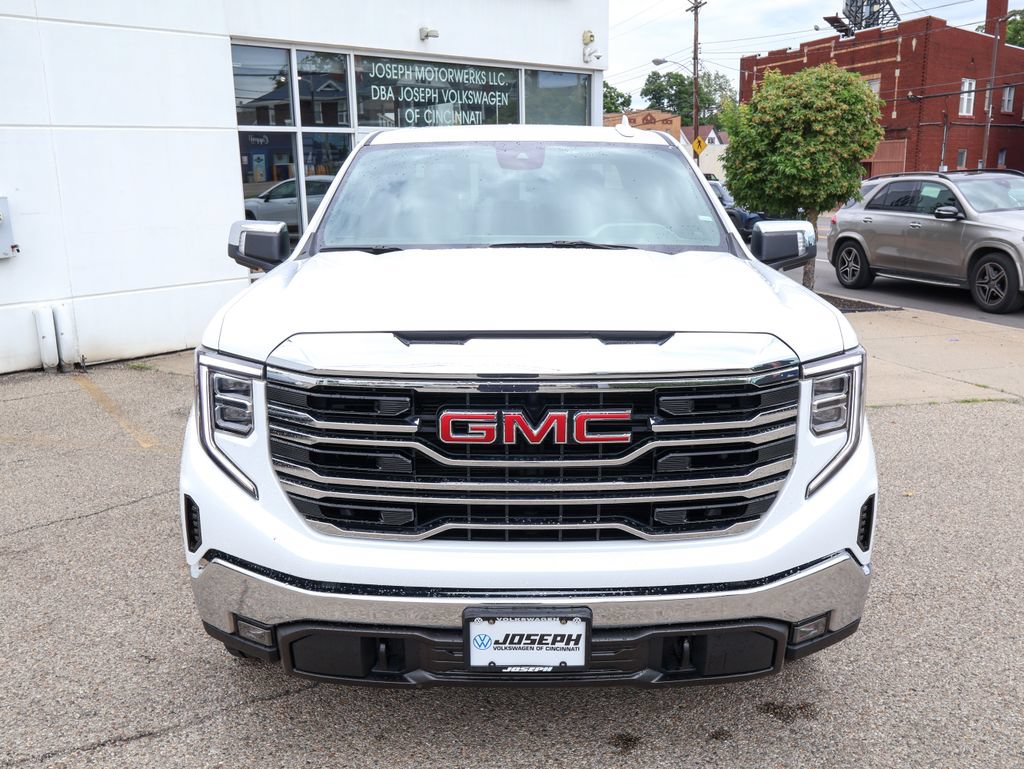 Used 2025 GMC Sierra 1500 SLT AWD/4WD image 8