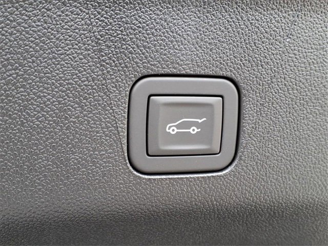 New 2026 GMC Yukon Denali w/ Sun & Power Step Package image 15