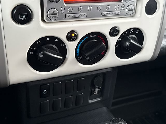 Used 2014 Toyota FJ Cruiser 4WD w/ Convenience Package image 23