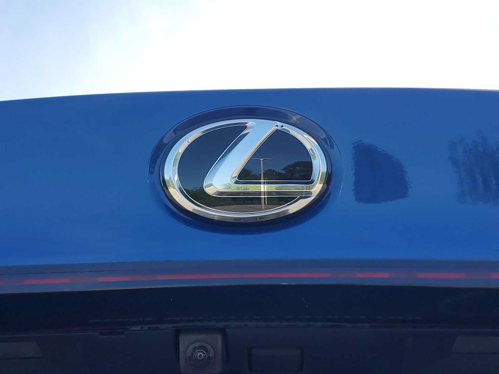 Used 2023 Lexus IS 300 w/ Premium Package RWD image 15