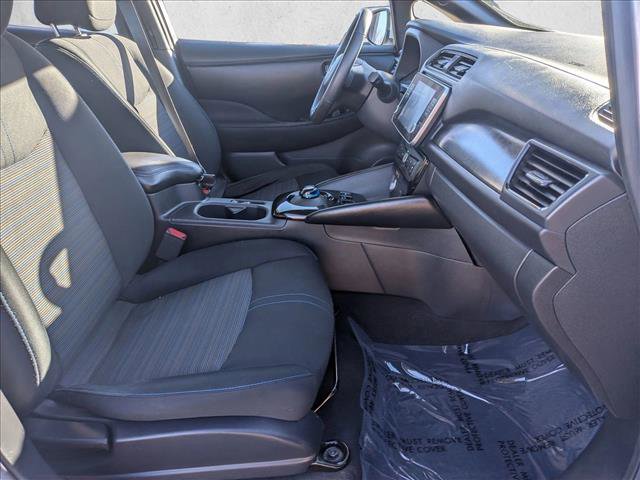 Used 2020 Nissan Leaf SV w/ SV Technology Package image 21