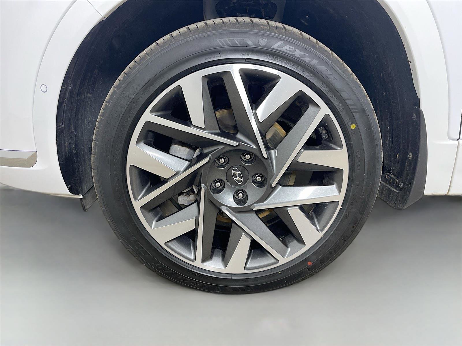 Used 2023 Hyundai Santa Fe Calligraphy AWD/4WD image 30