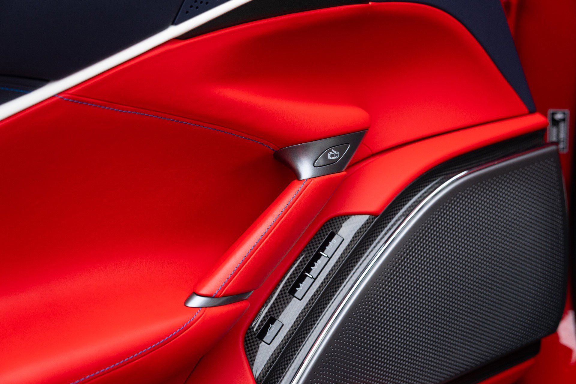 Used 2023 Ferrari Roma RWD image 34