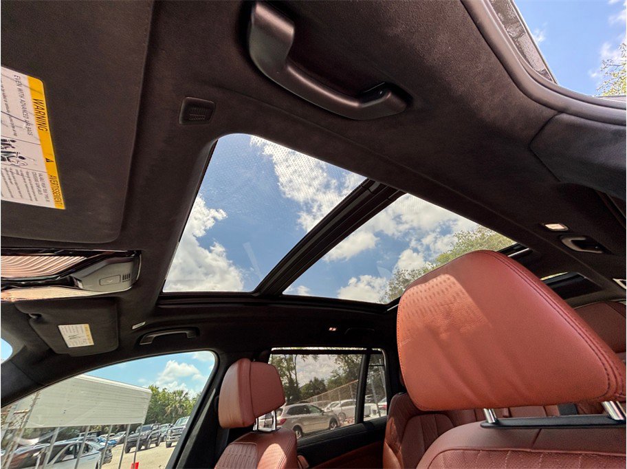 Used 2021 BMW X7 M50i w/ Executive Package AWD/4WD image 42