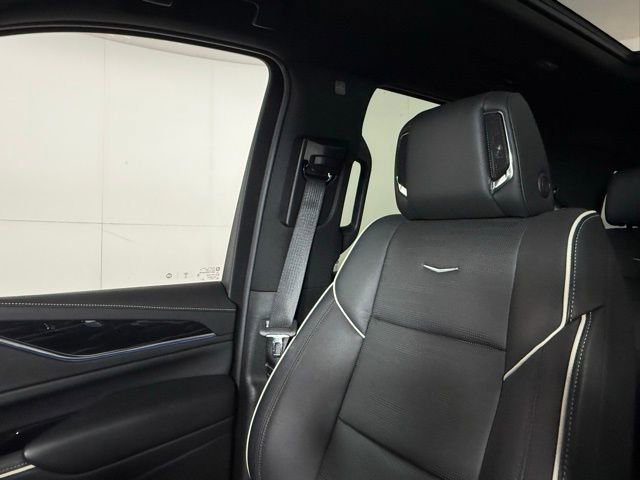 Certified 2024 Cadillac Escalade Sport image 15