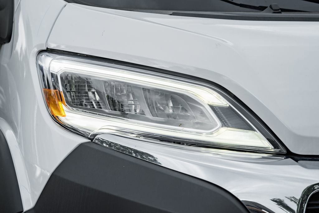 New 2025 RAM ProMaster 3500 w/ Quick Order Package 22G SLT image 10