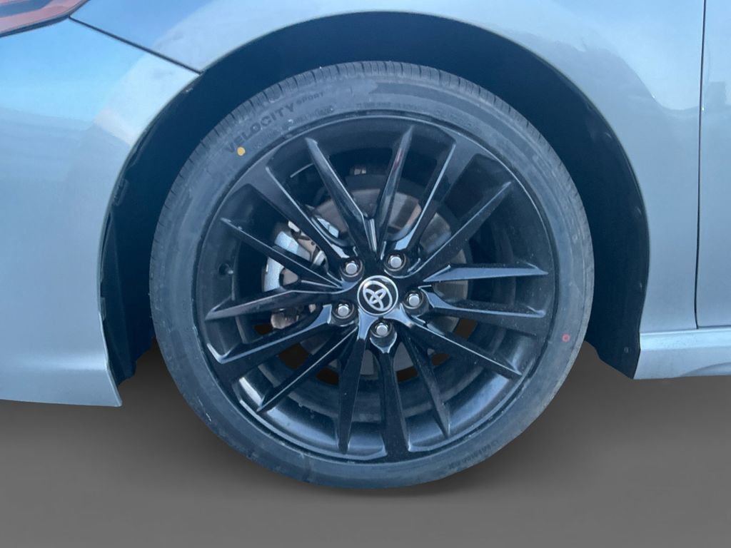 Used 2023 Toyota Camry XSE image 14