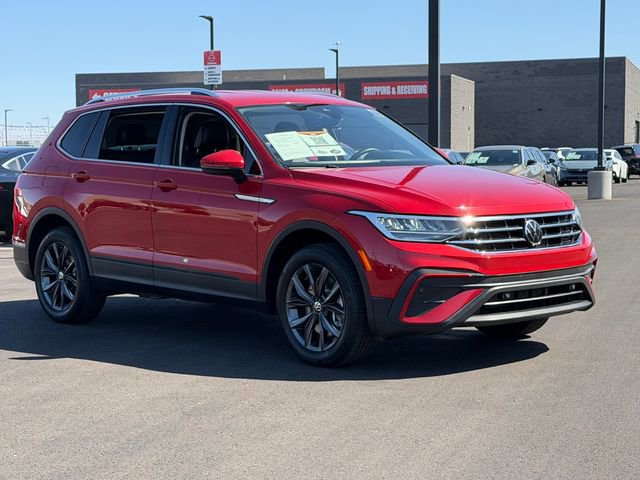 Used 2022 Volkswagen Tiguan SE FWD image 9