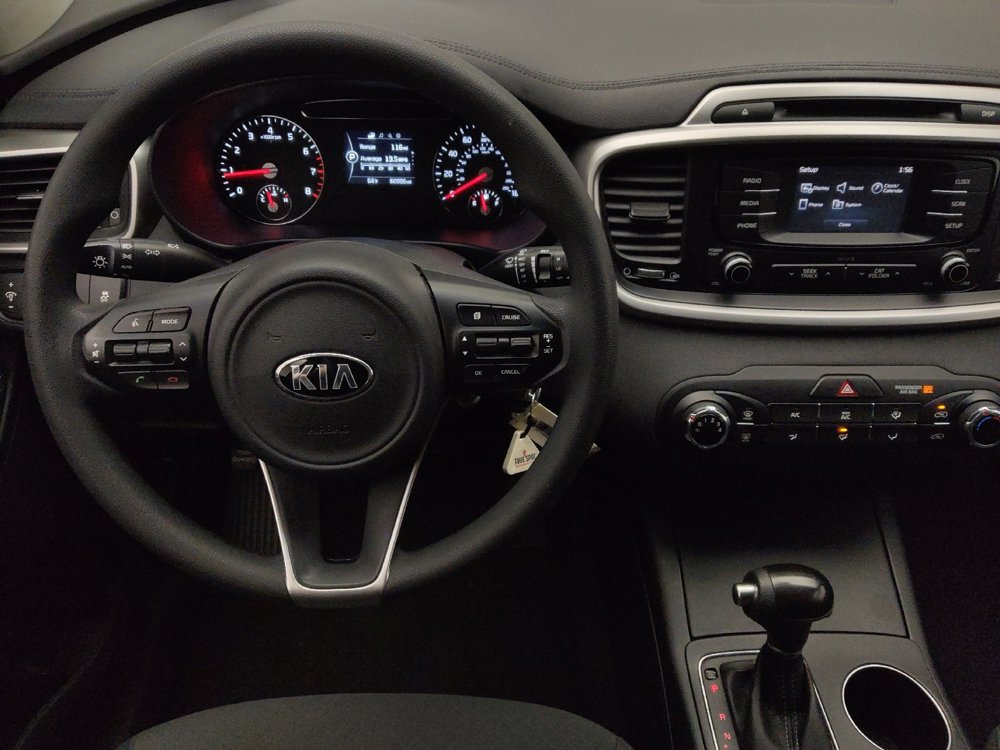 Used 2017 Kia Sorento LX image 22