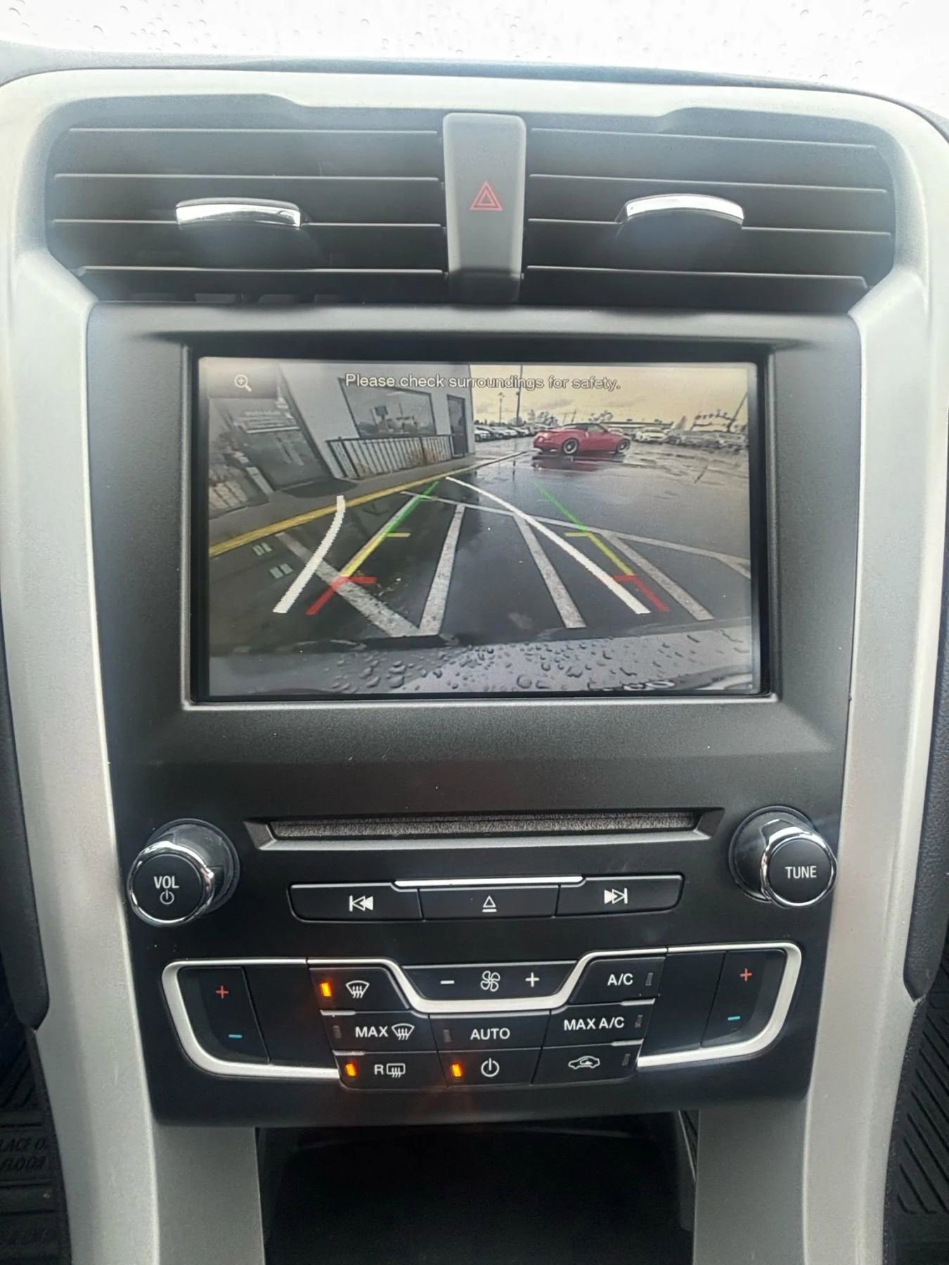 Used 2016 Ford Fusion SE image 19