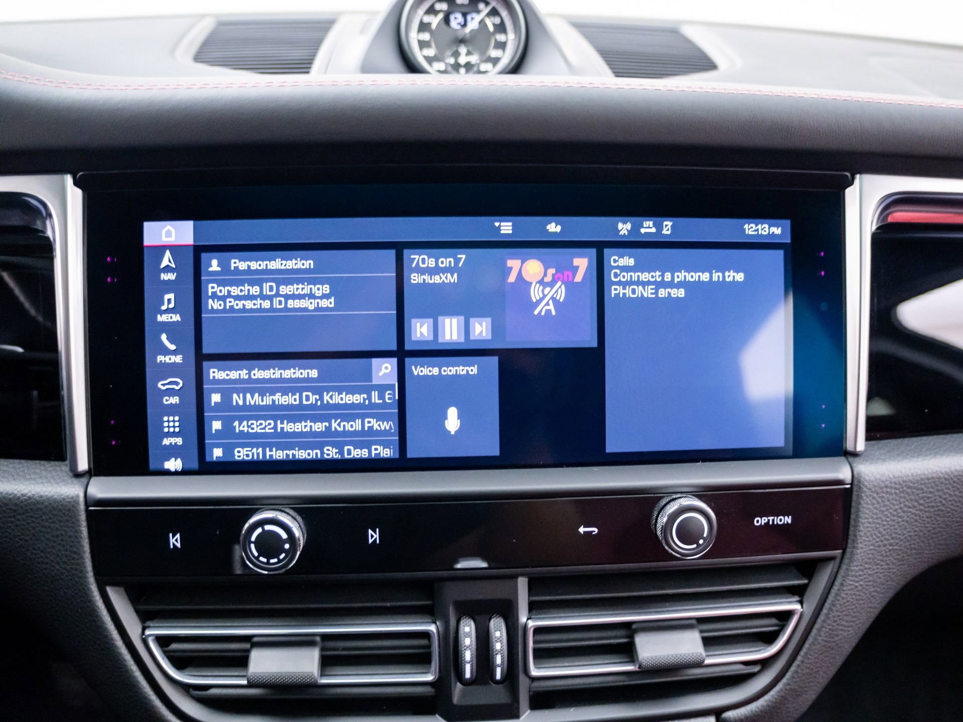 Certified 2023 Porsche Macan Turbo image 22