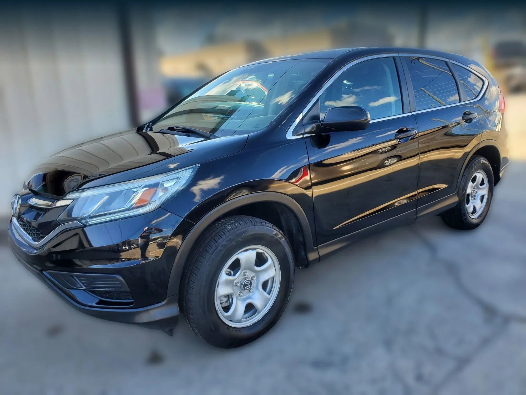 Used 2015 Honda CR-V LX image 4