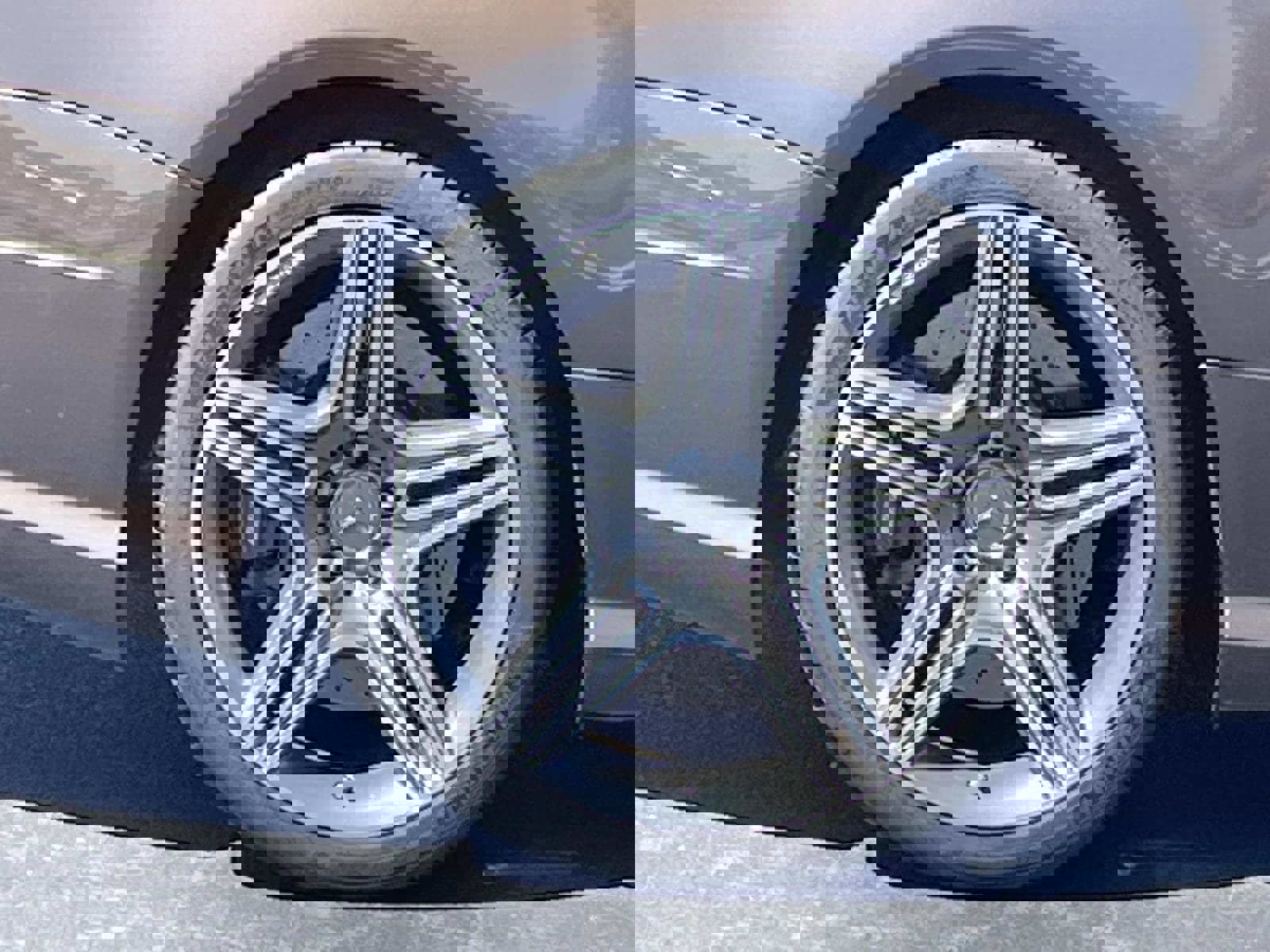 Used 2015 Mercedes-Benz SL 63 AMG w/ Driver Assistance Package image 41