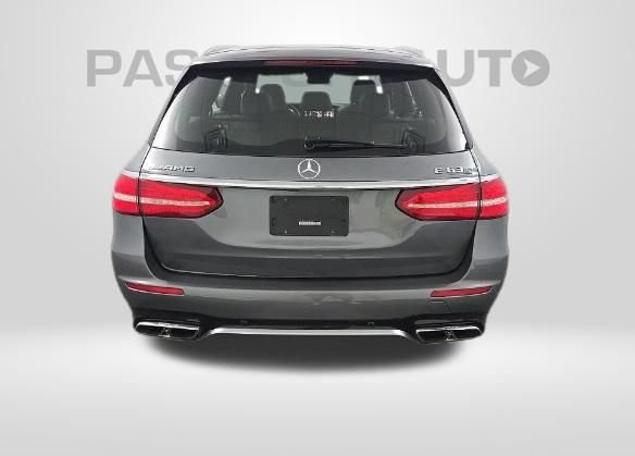 Used 2018 Mercedes-Benz E 63 AMG S image 11