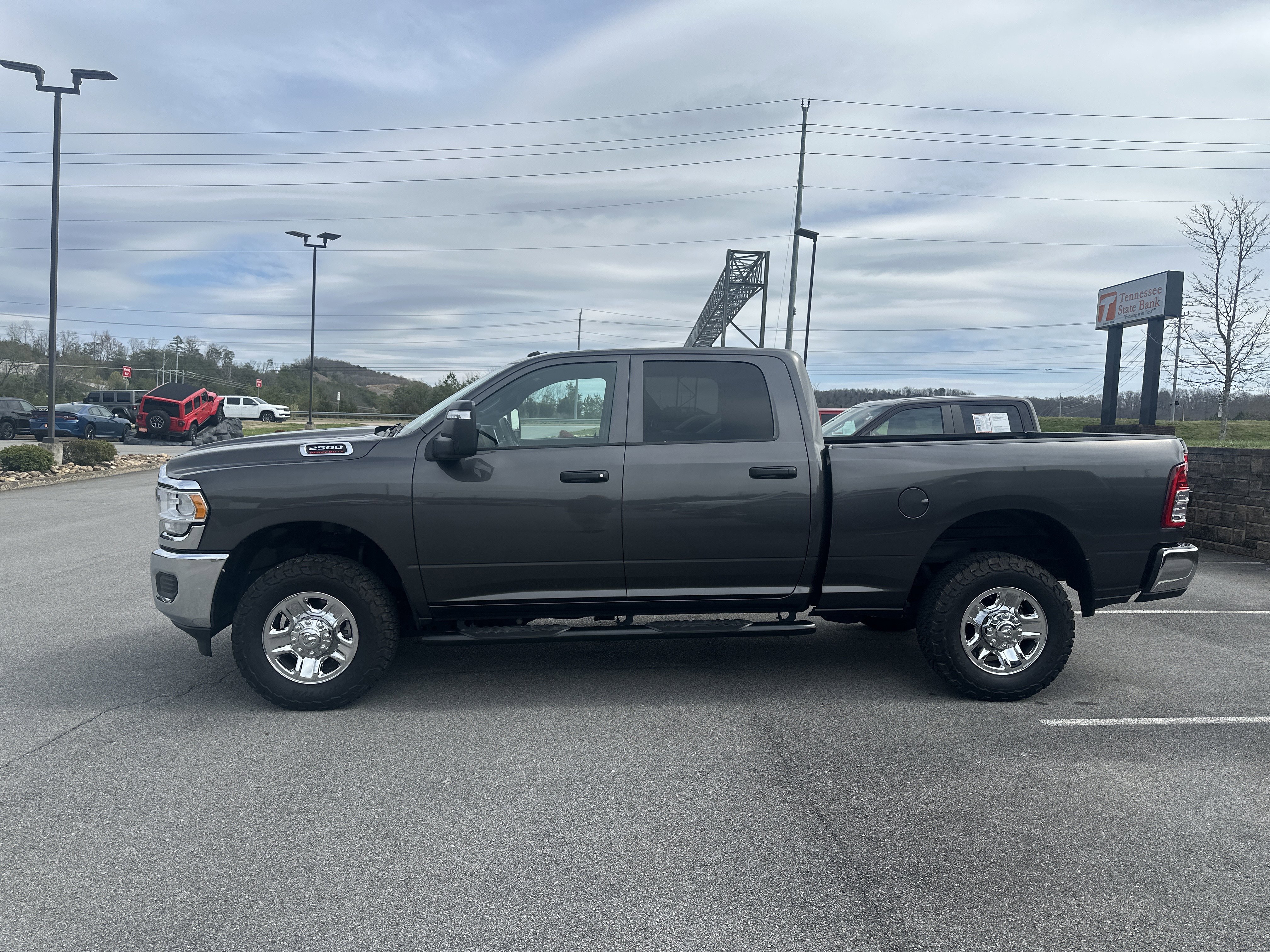 Used 2024 RAM 2500 Tradesman w/ Chrome Appearance Group AWD/4WD image 1