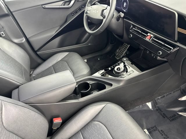 Certified 2023 Kia Niro Wave w/ Wave Preserve Package FWD image 23