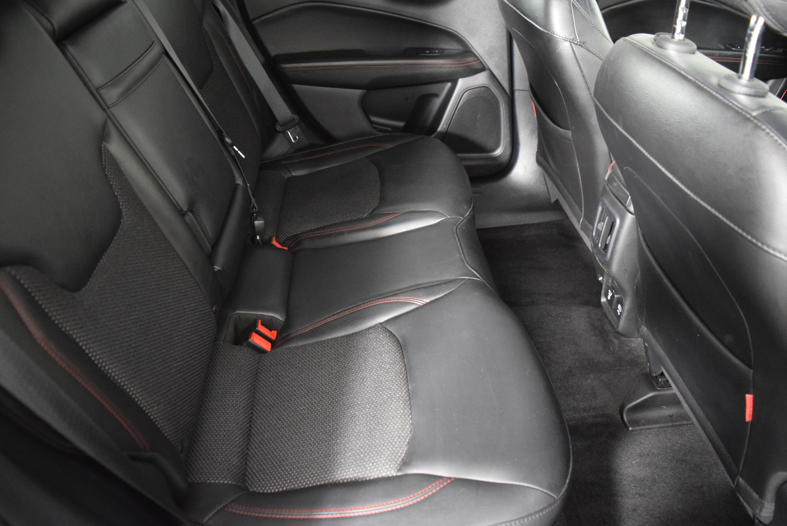 Used 2018 Jeep Compass Trailhawk w/ Navigation Group image 43