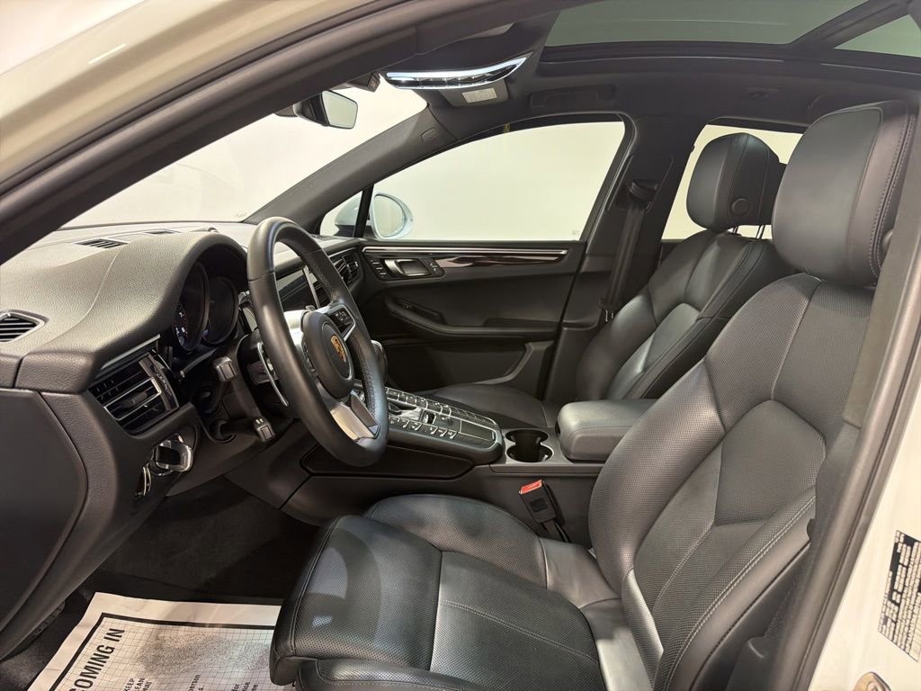 Used 2021 Porsche Macan AWD/4WD image 11