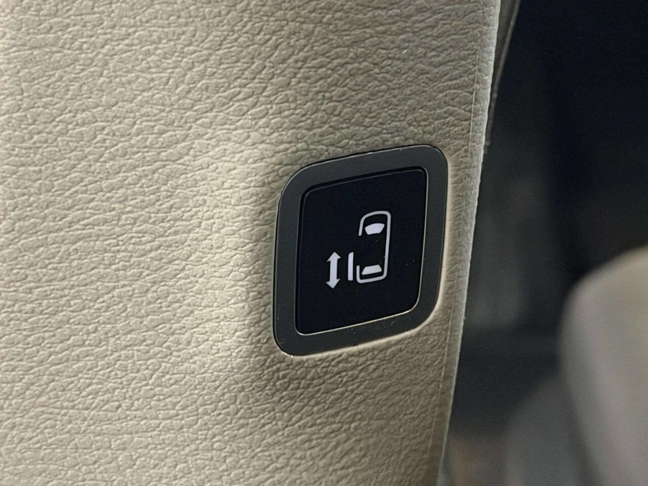 Used 2019 Chrysler Pacifica Touring Plus FWD image 21