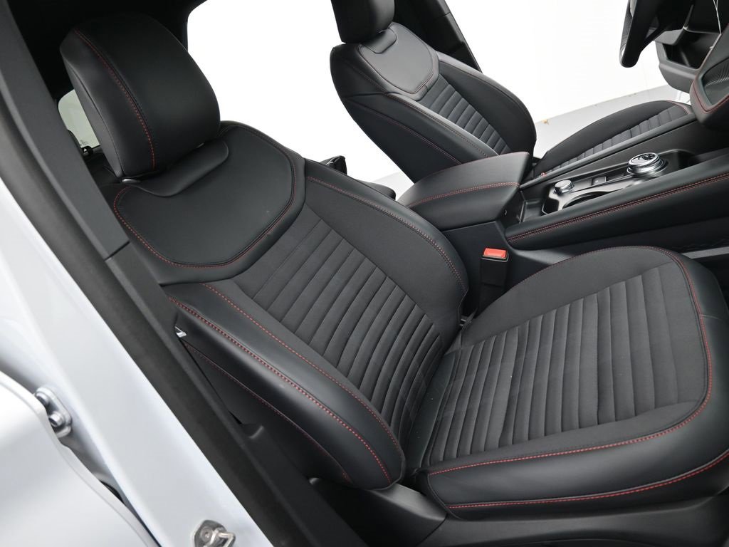 New 2026 Ford Explorer ST-Line w/ ST-Line Street Pack image 31