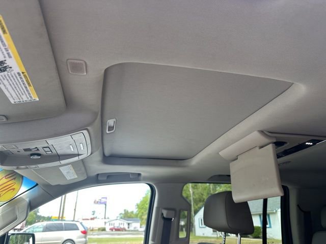 Used 2019 GMC Yukon XL SLT w/ Open Road Package image 18