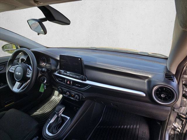 Used 2022 Kia Forte LXS FWD image 19