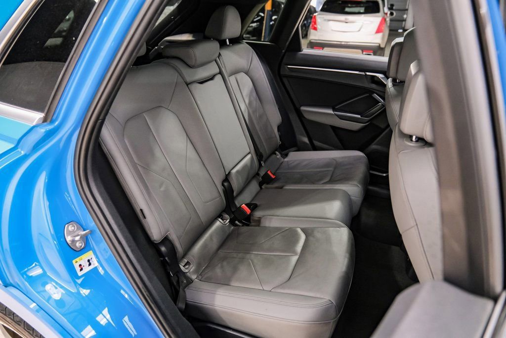 Used 2020 Audi Q3 2.0T Premium Plus w/ Premium Plus Package image 39