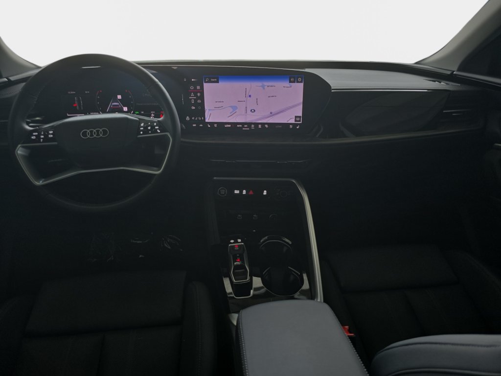 Used 2025 Audi Q5 Premium Plus w/ Premium Plus AWD/4WD image 9