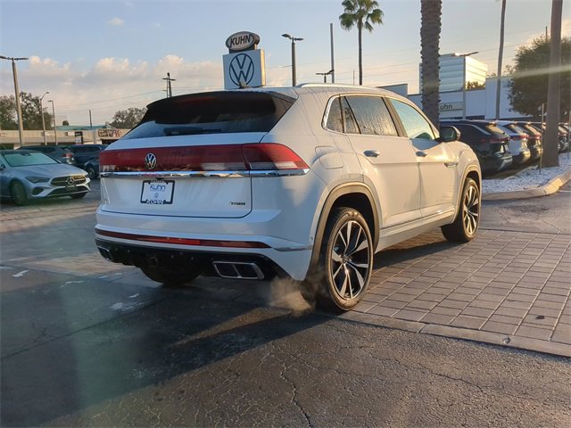 New 2026 Volkswagen Atlas Cross Sport SEL Premium R-Line image 4