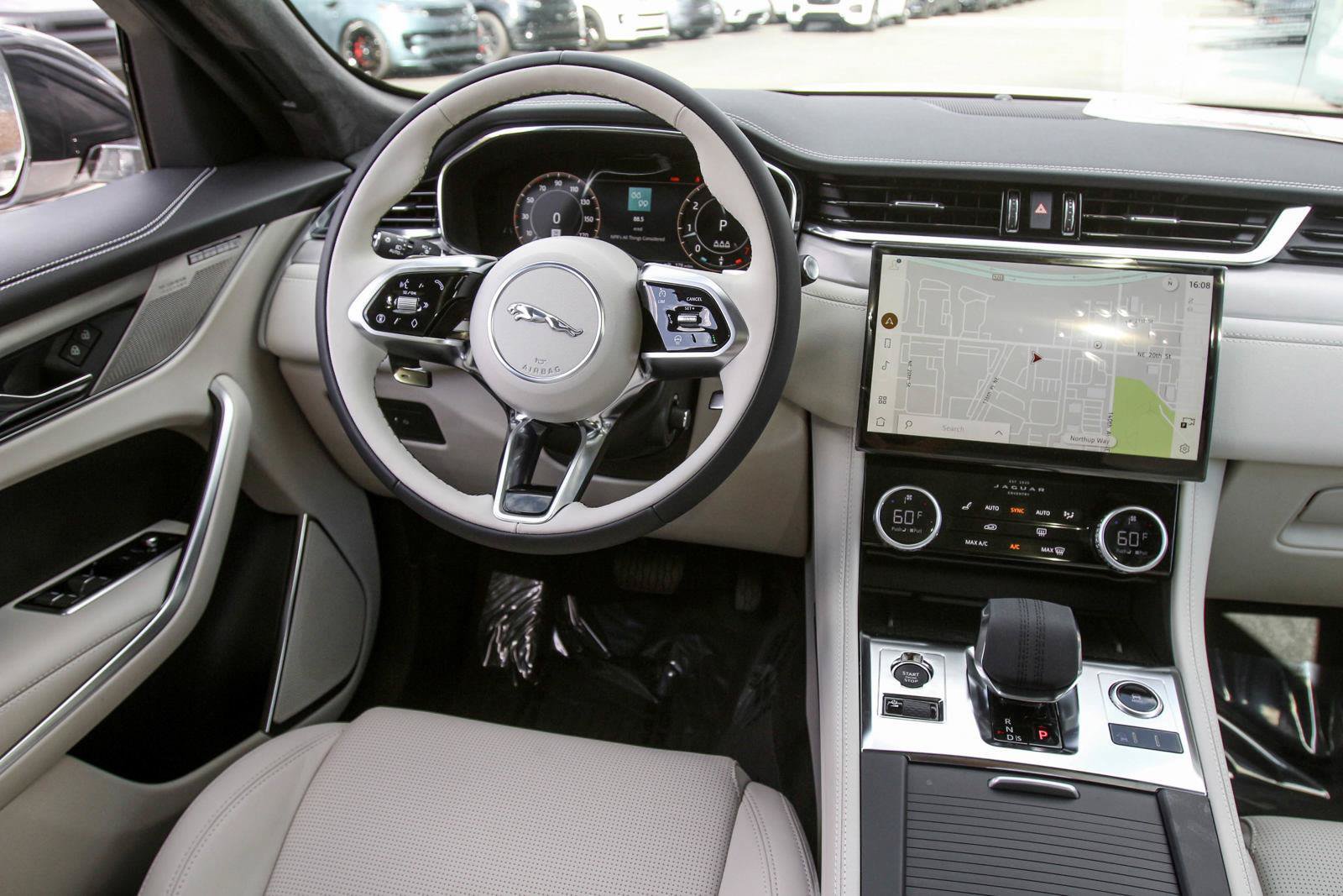 New 2025 Jaguar F-PACE R-Dynamic S AWD/4WD image 23