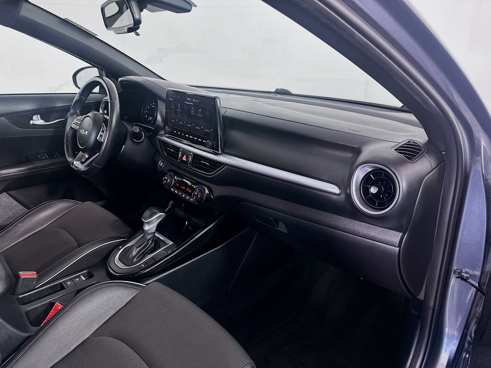 Used 2022 Kia Forte GT-Line w/ GT-Line Technology Package FWD image 27