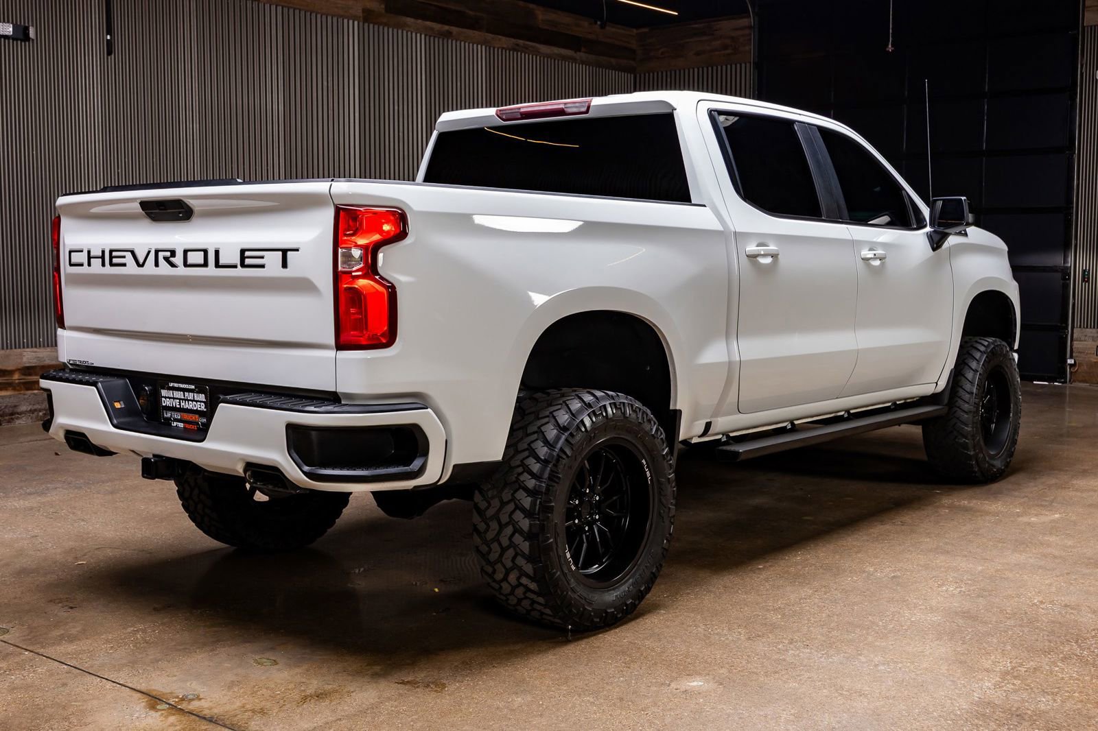 Used 2020 Chevrolet Silverado 1500 RST w/ Texas Edition image 9