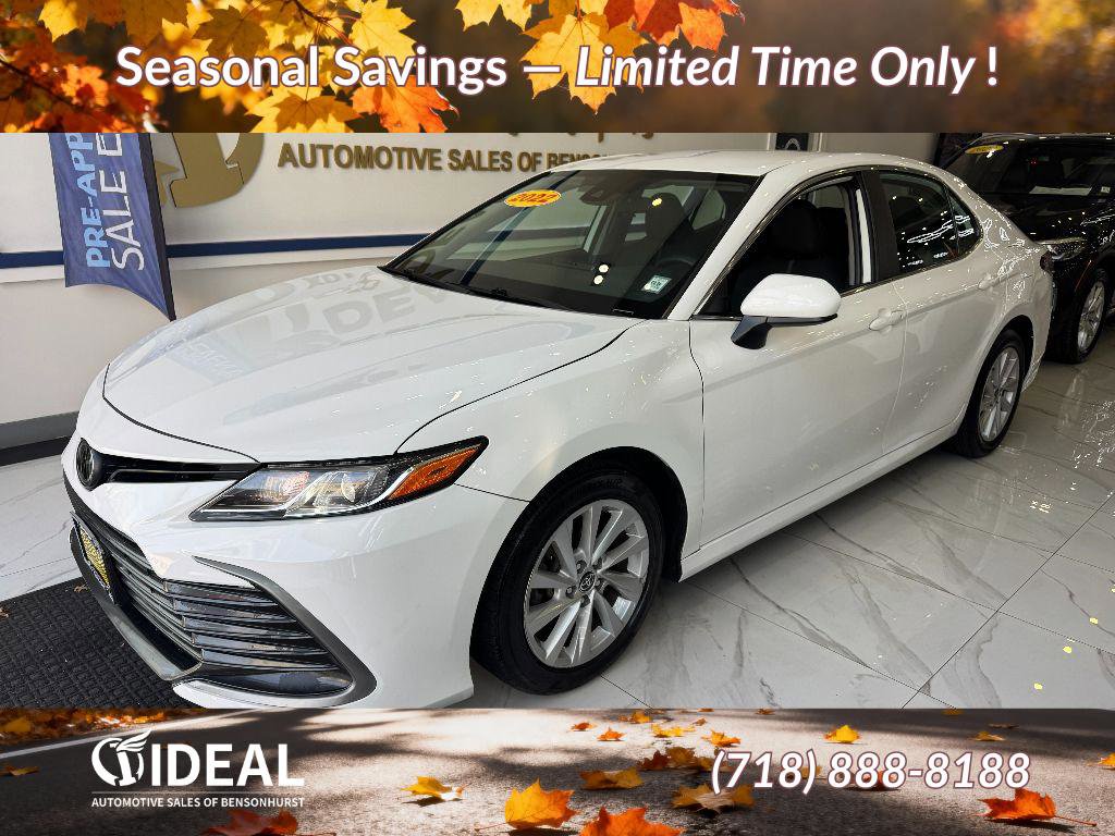 Used 2022 Toyota Camry LE image 1