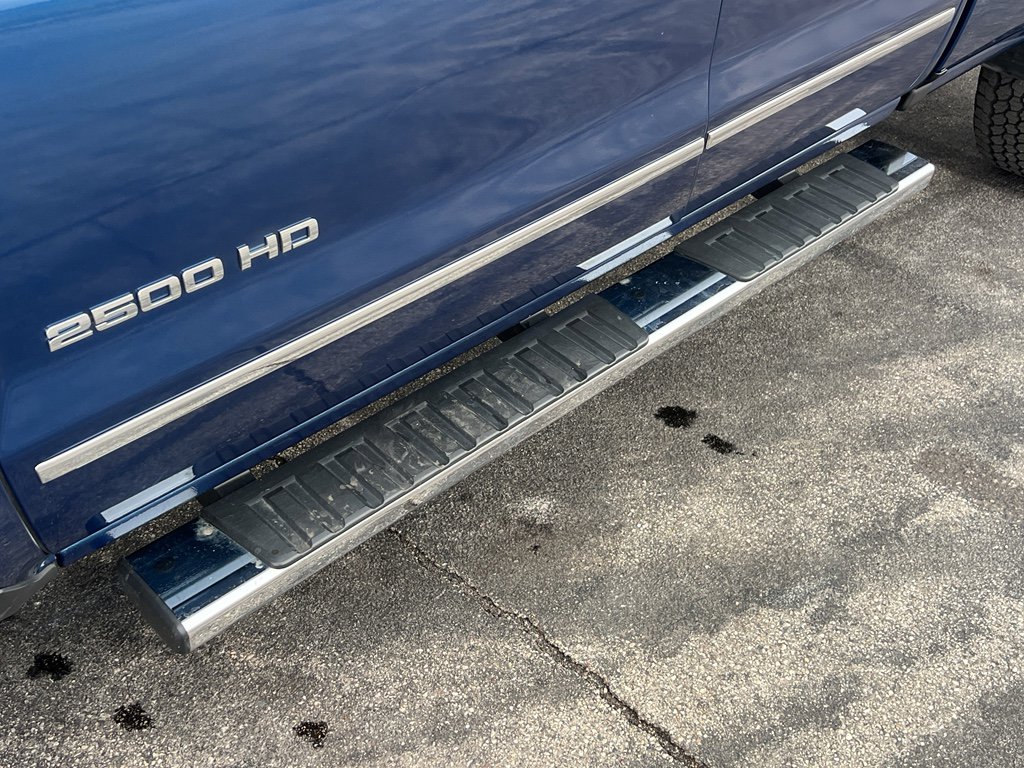 Used 2016 Chevrolet Silverado 2500 LTZ w/ LTZ Plus Package image 9