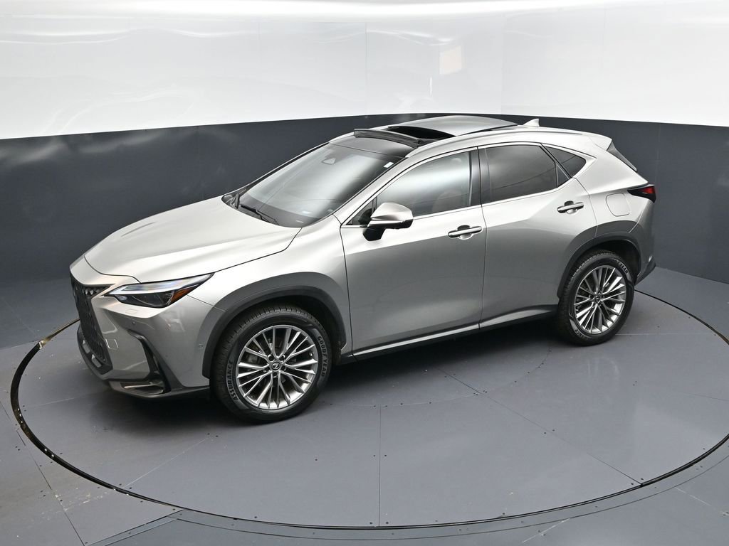 Used 2022 Lexus NX 350h AWD w/ Vision Package image 31